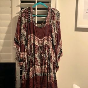 Fun, bohemian summer dress with flowing sleeves